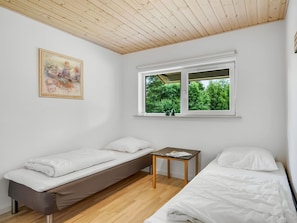 3 bedrooms, WiFi - "Ara" - 1.4km from the sea by Interhome (Sæby)