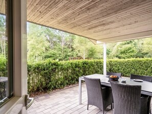 Outdoor dining - "Ara" - 1.4km from the sea by Interhome (Sæby)