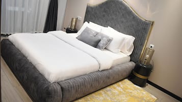 1 slaapkamer, een strijkplank/strijkijzer, wifi, beddengoed