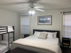 3 chambres, lit parapluie, Wi-Fi gratuit, draps fournis