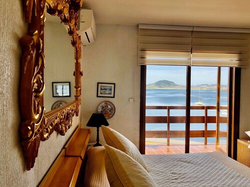 Villa Preciosa en Primera Linea de Playa, Ideal por Familias o Amigos