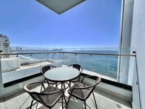 Outdoor dining - Altomare hermoso depa con vista al mar (Mazatlán)