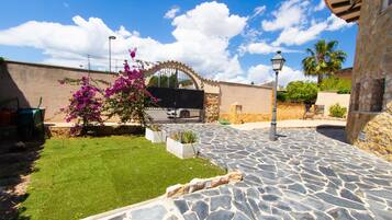 Enceinte de lâhĂ©bergement