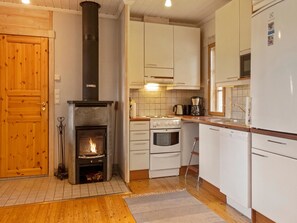 Frigorífic, microones i rentaplats 