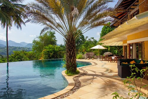 Bougainvillea Retreat 