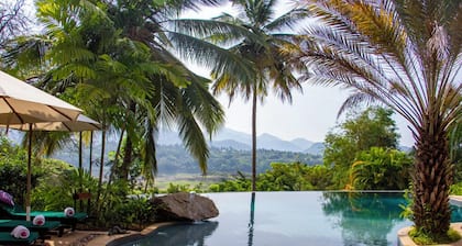 Bougainvillea Retreat