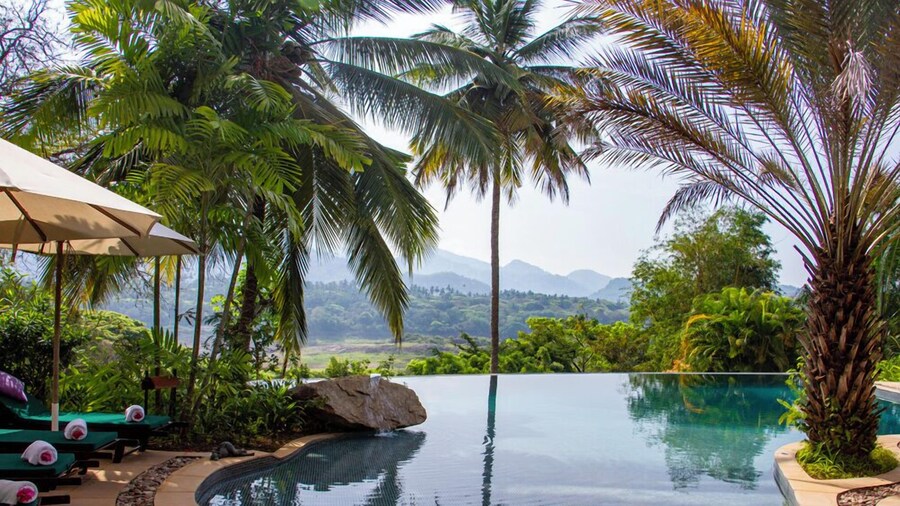 Bougainvillea Retreat