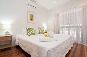 3 bedrooms, Internet, bed sheets