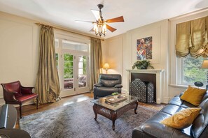 TV, fireplace, offices - Elegant Victorian: Heart of Old Louisville (Louisville)