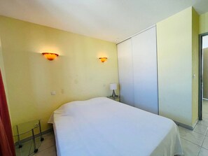 3 間睡房、床單