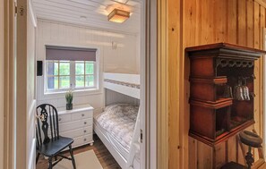 6 bedrooms, free WiFi - Nice home in Folkestad with sauna (Folkestad)