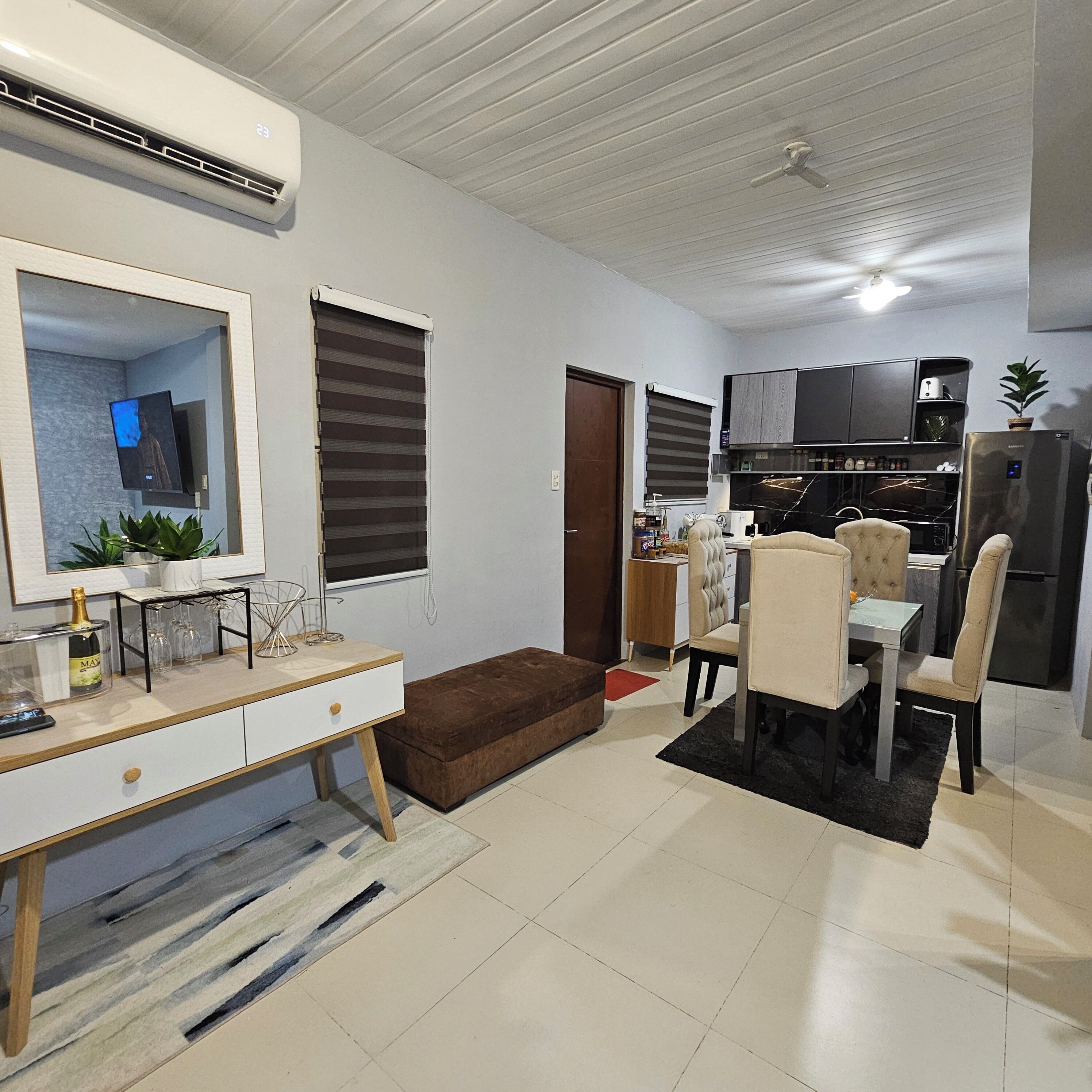 Foto - Davao City Airport Transient Rooms by Lemonique