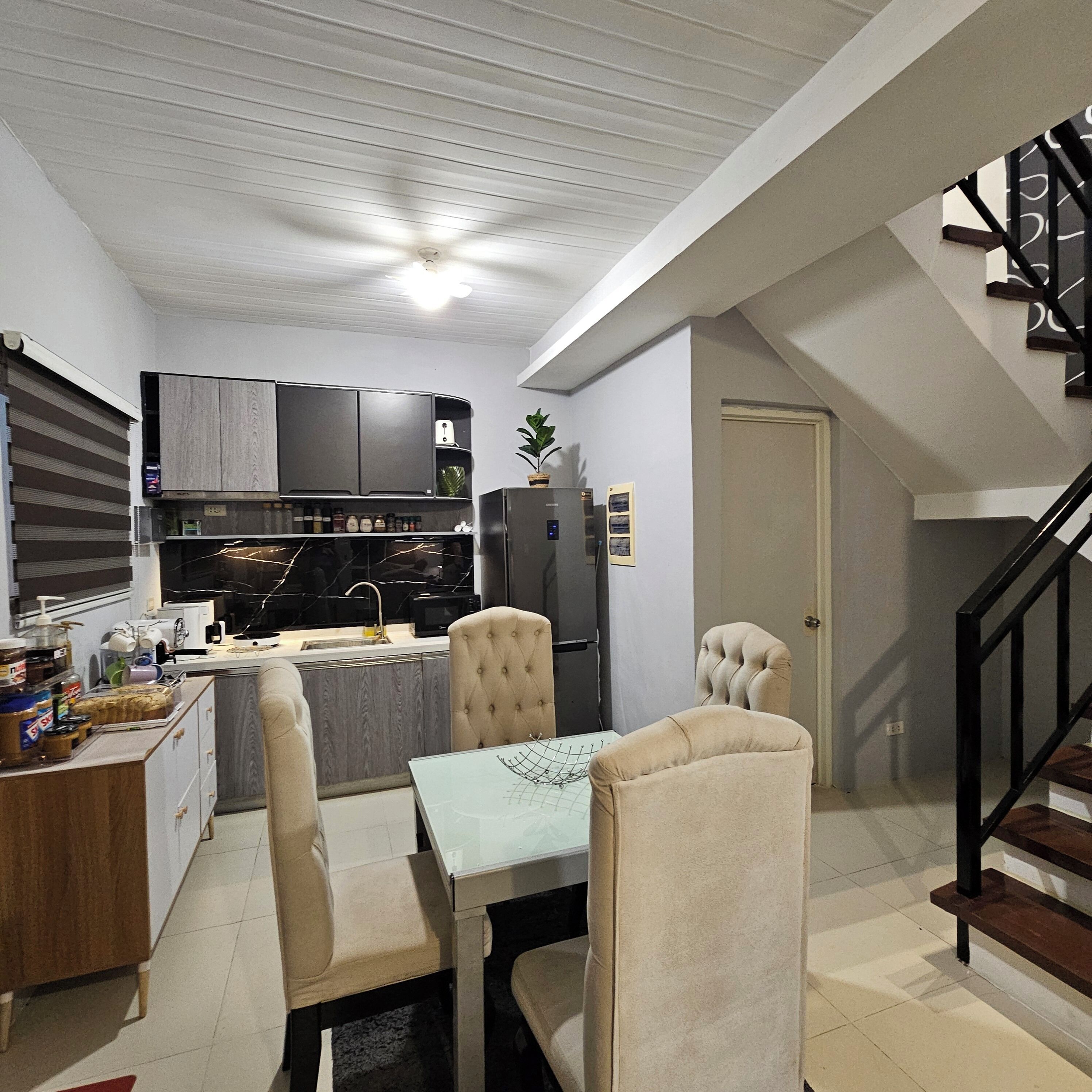 Foto - Davao City Airport Transient Rooms by Lemonique