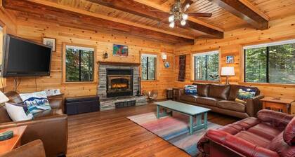Black Diamond | Pet Friendly+Near China Peak!