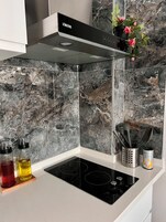 Comfort Room | Private kitchen