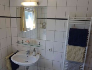 Hårføner, håndklær, såpe og sjampo