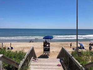 Unclassified image, 4 of 46, button