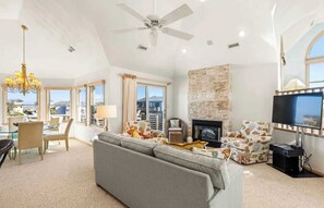 Unclassified image, 4 of 46, button