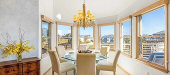 Downtown Duck! Resort Perks, Ocean Views & Hot Tub