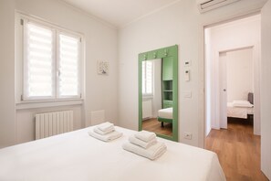 2 soverom, strykejern/-brett, wi-fi (inkludert) og sengetøy