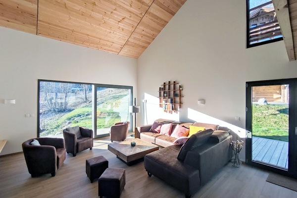 Salon convivial avec vue sur le Mt Blanc et home cinéma