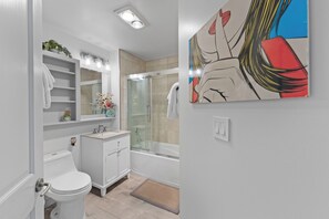 Hair dryer, towels, shampoo, toilet paper - Located in Keystone Base Area w/ Slope & Village Views from Private Balcony! (Keystone)