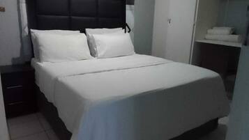 Apartamento conforto | 1 quarto, escrivaninha, ferros/tábuas de passar roupa, Wi-Fi de cortesia