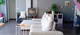 Cosy villa in a cul-de-sac, not overlooked.
