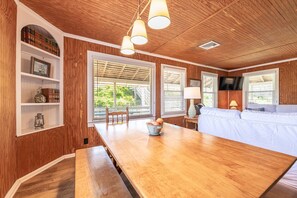 Dining - K1307A "The Way We Were" Traditional Oceanfront Gem w/DUNETOP Deck! (Nags Head)