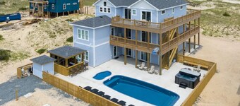 Wildhorse Beachfront 12 bedroom Pool Estate