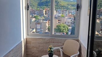 Interni