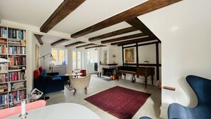 TV, stereo - City Apartment in Copenhagen with 2 bedrooms sleeps 4 (Copenhagen)