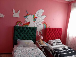 2 Schlafzimmer, Bügeleisen/Bügelbrett, Bettwäsche