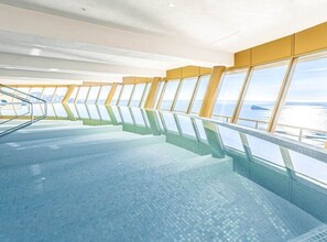 Outdoor pool, a heated pool - Intempo Sky: Roza el Cielo en el Edificio Residencial más Alto de Europa (Benidorm)