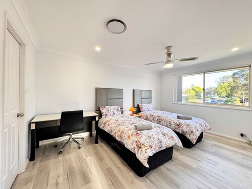 Blue Haven Retreat - Gloremore Park Centre