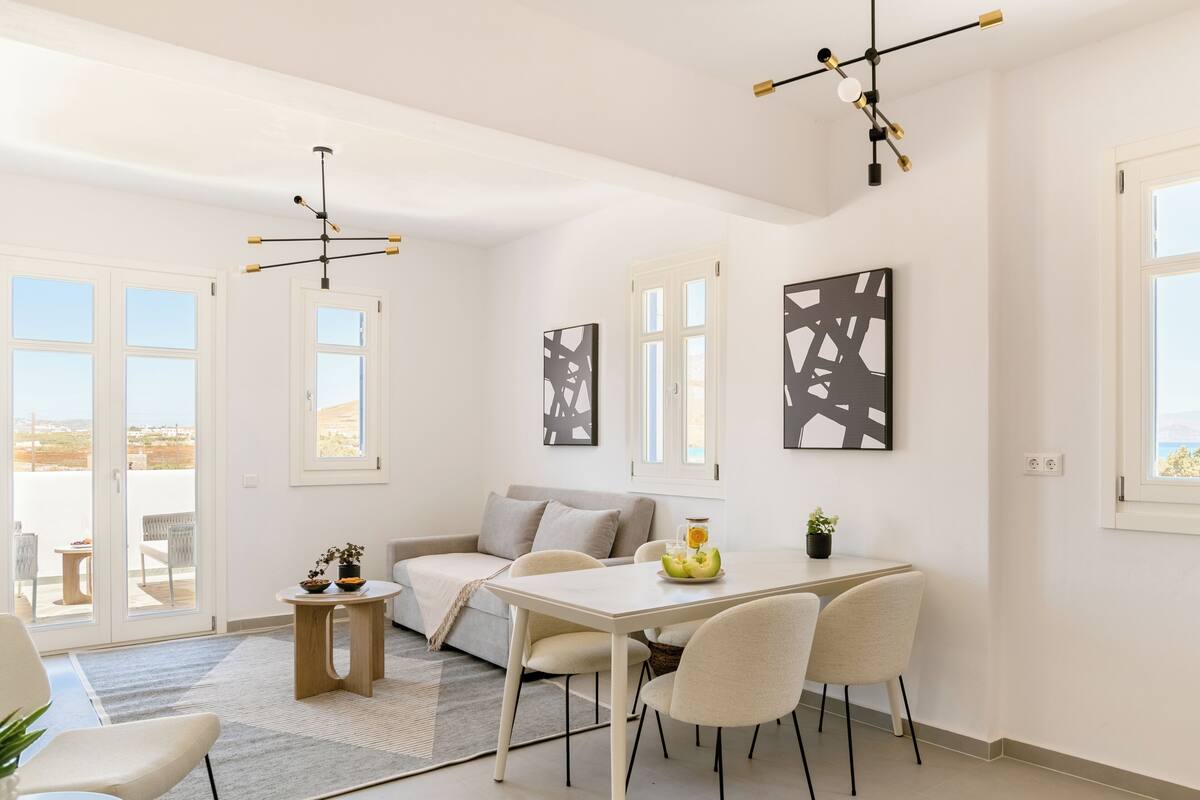 Apartment, 1 Bedroom, Balcony, Garden View | Dining room