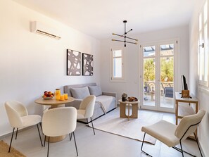 Apartment, 1 Schlafzimmer, Terrasse | Wohnzimmer