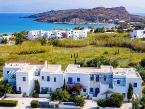 Front of property - Sanders Paros Gardens (Paros)