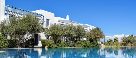 Apartment, 1 Bedroom, Balcony, Garden View | Front of property