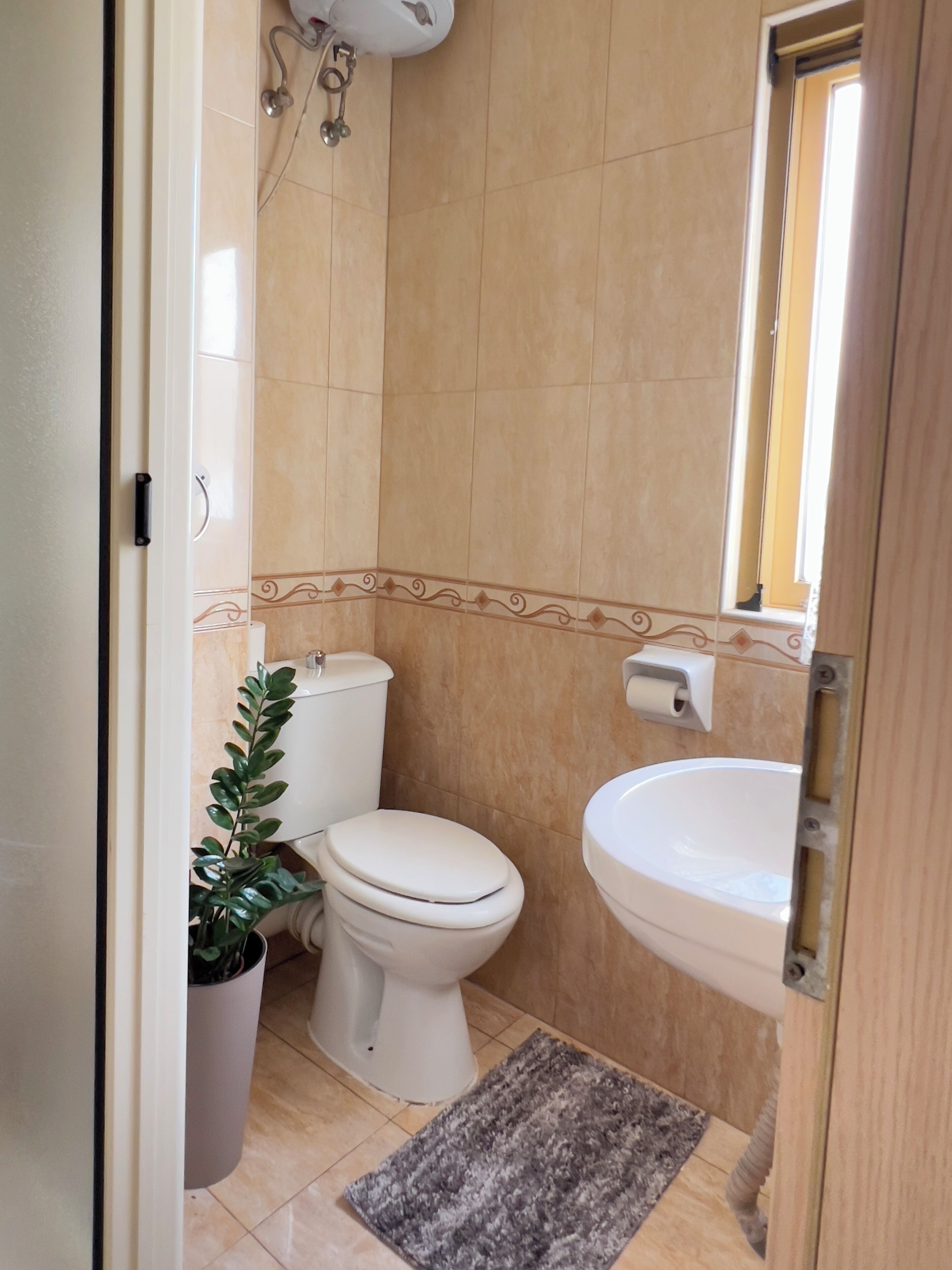 Toallas, jabón, papel higiénico