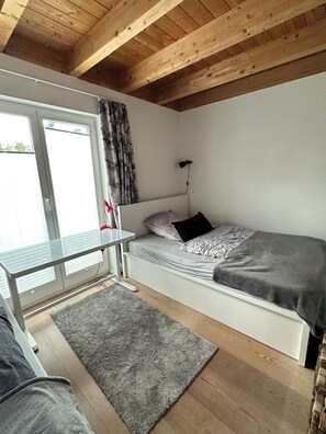 2 chambres, bureau, lit parapluie, Wi-Fi gratuit