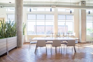 Meeting facility
