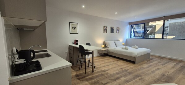 Deluxe Studio | 1 dormitorio, colchones viscoelásticos, minibar y caja fuerte