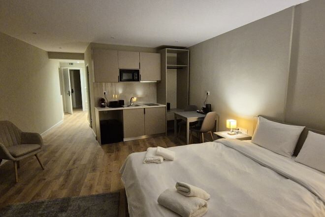Memory foam beds, minibar, in-room safe, desk