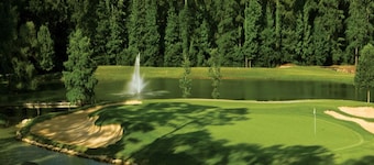 Country home close to fair and casino! 