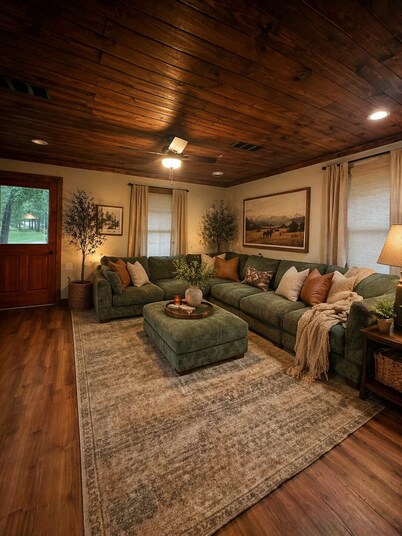 Country home close to fair and casino! 