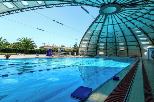 Grande bastide de 1890 au bord de la rivière 