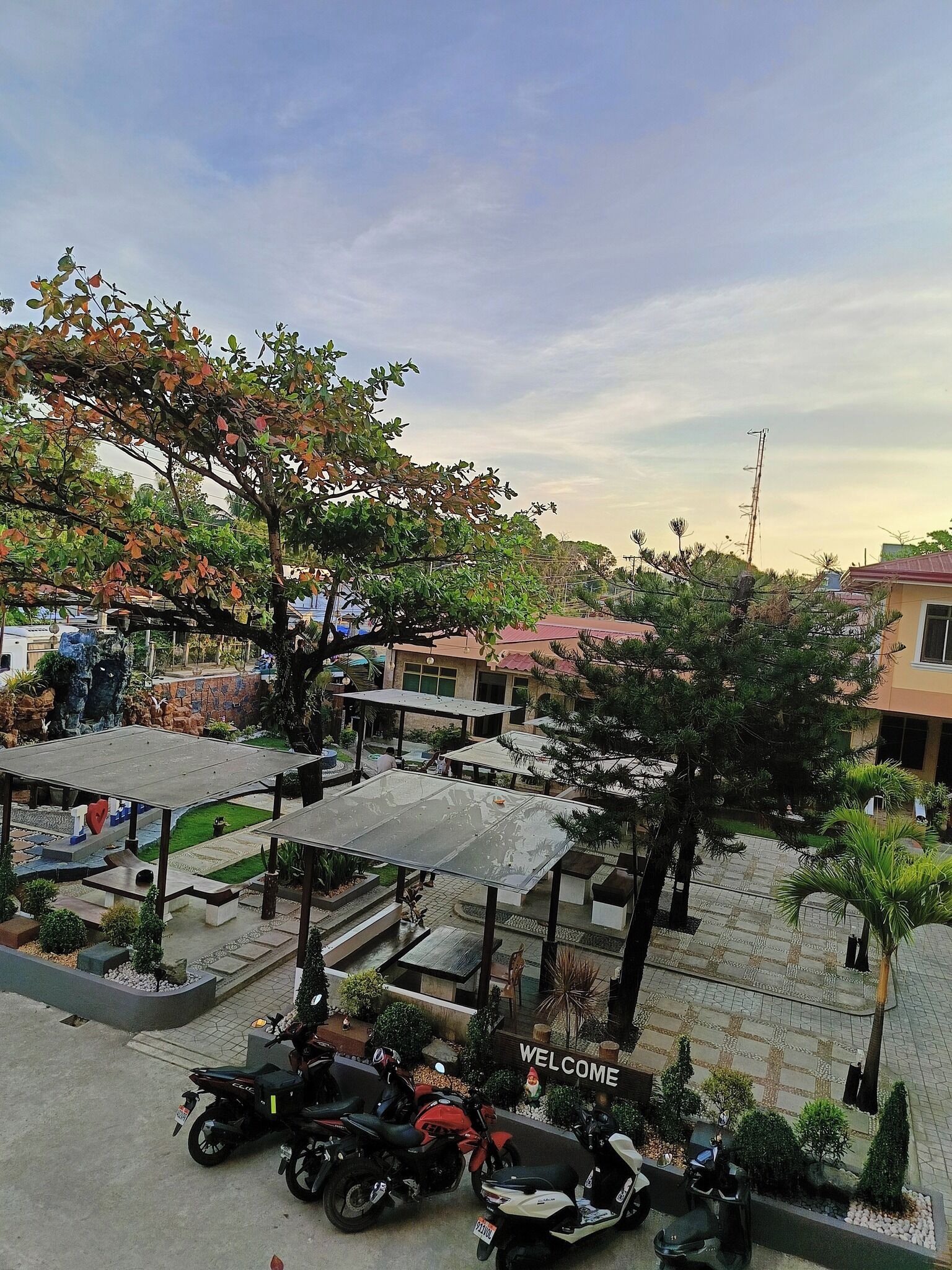 منطقة خارجية لإقامة الولائم والاحتفالات