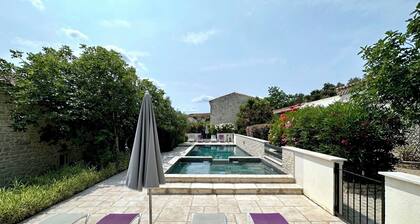 Domaine Privatisé Avec Piscine Dans la Garrigue Nîmoise, Idéal Pour Grand Groupe