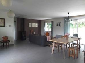 Interior - Family home in the heart of the Aude region! (Sainte-Camelle)